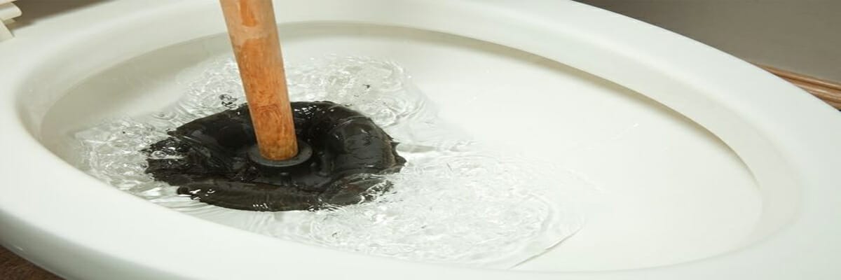 why-wont-my-toilet-unclog-with-a-plunger